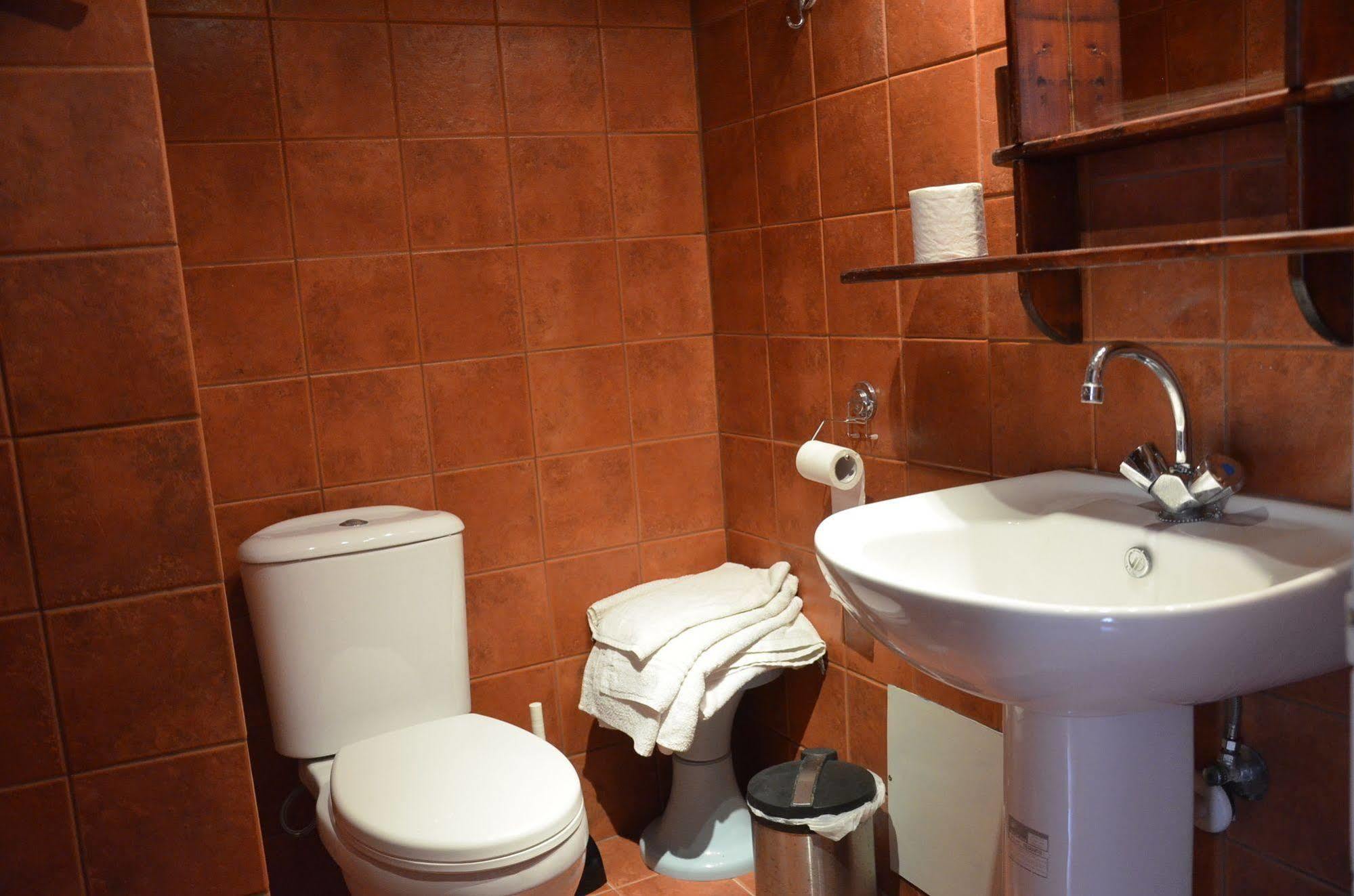 Themis Hotel Myrties Buitenkant foto