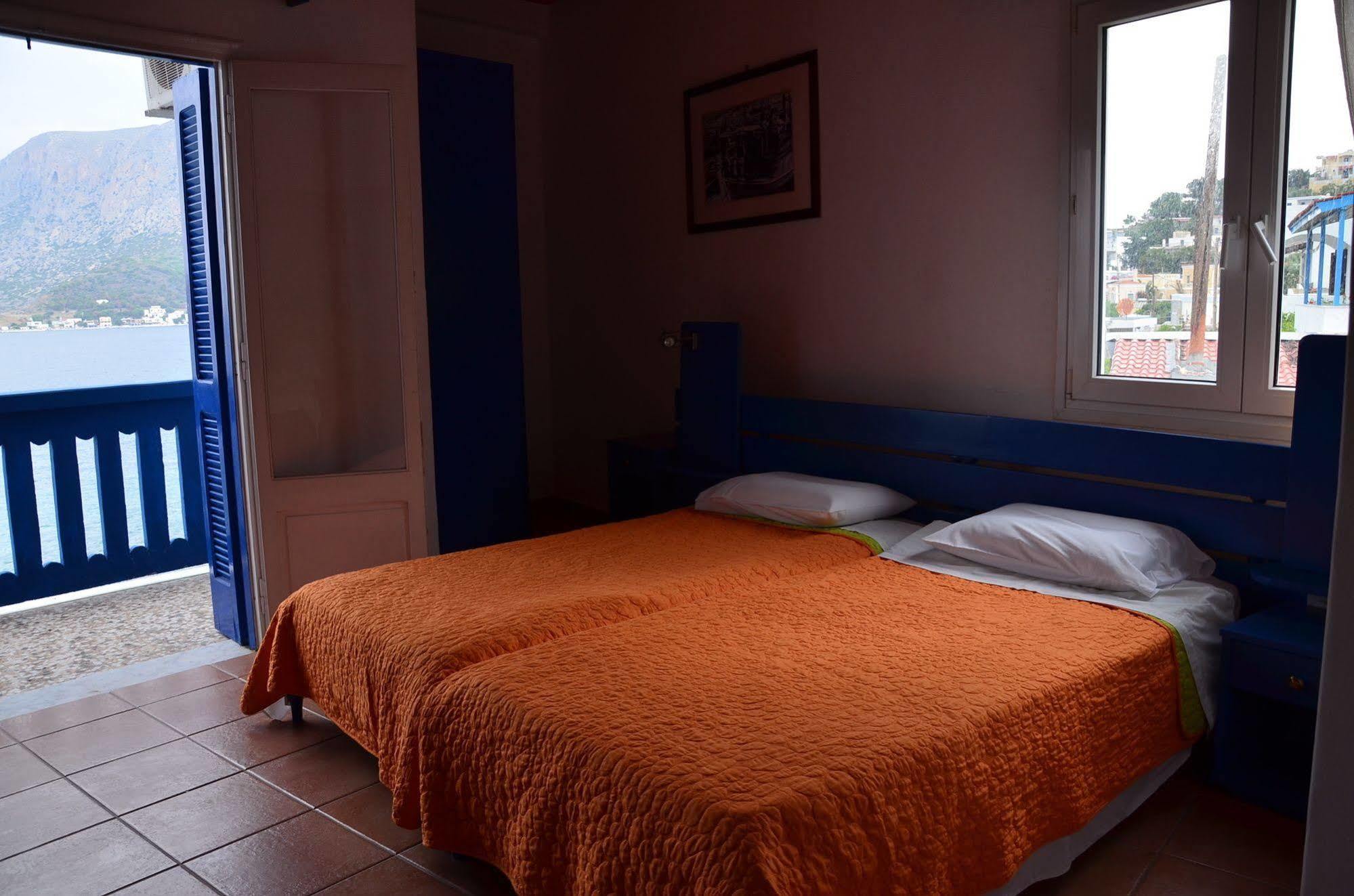 Themis Hotel Myrties Buitenkant foto