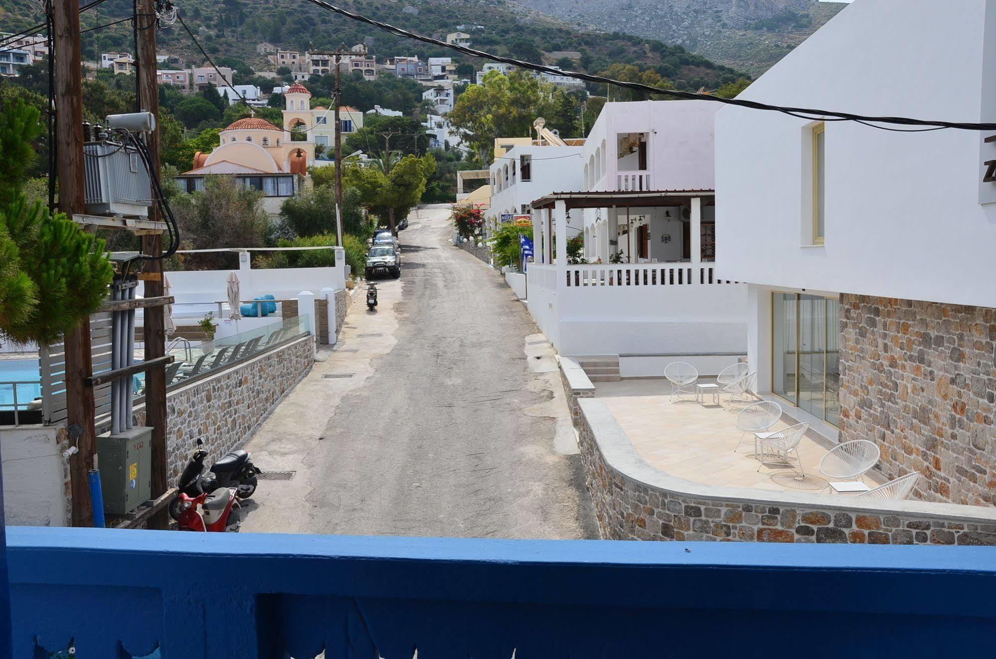 Themis Hotel Myrties Buitenkant foto